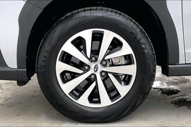 Used 2023 Subaru Outback Premium AWD/4WD image 10