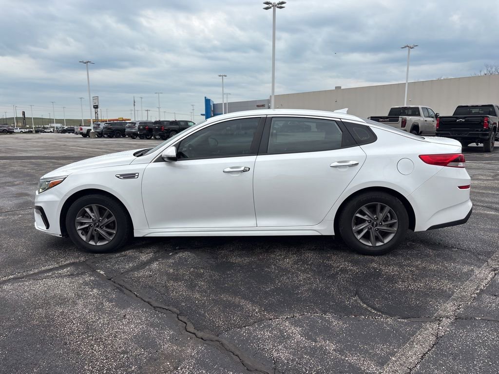 Used 2020 Kia Optima LX image 8