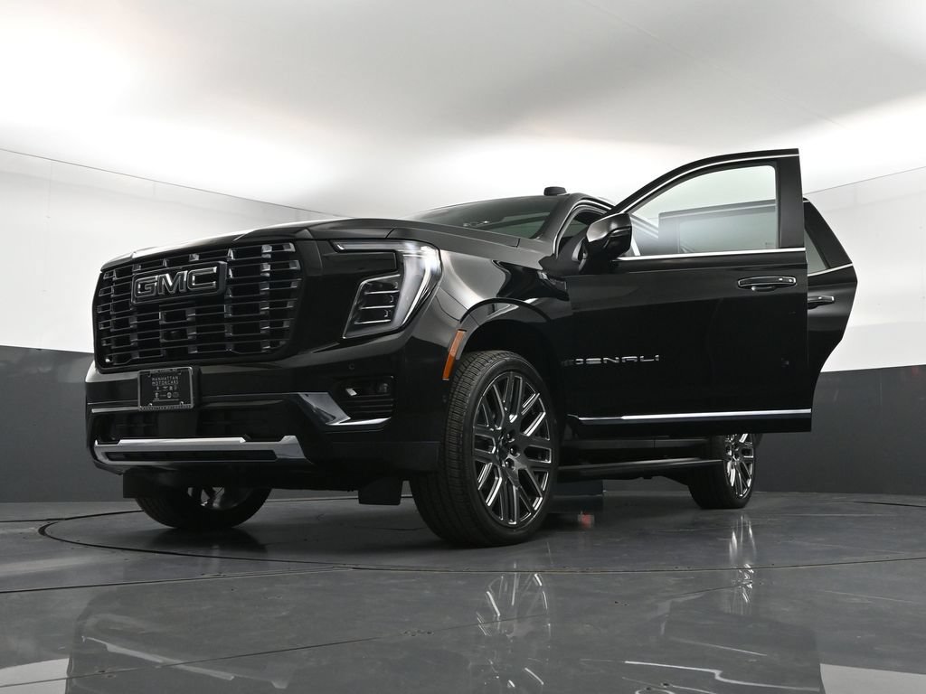 Used 2026 GMC Yukon Denali Ultimate w/ LPO, Floor Liner Package AWD/4WD image 44