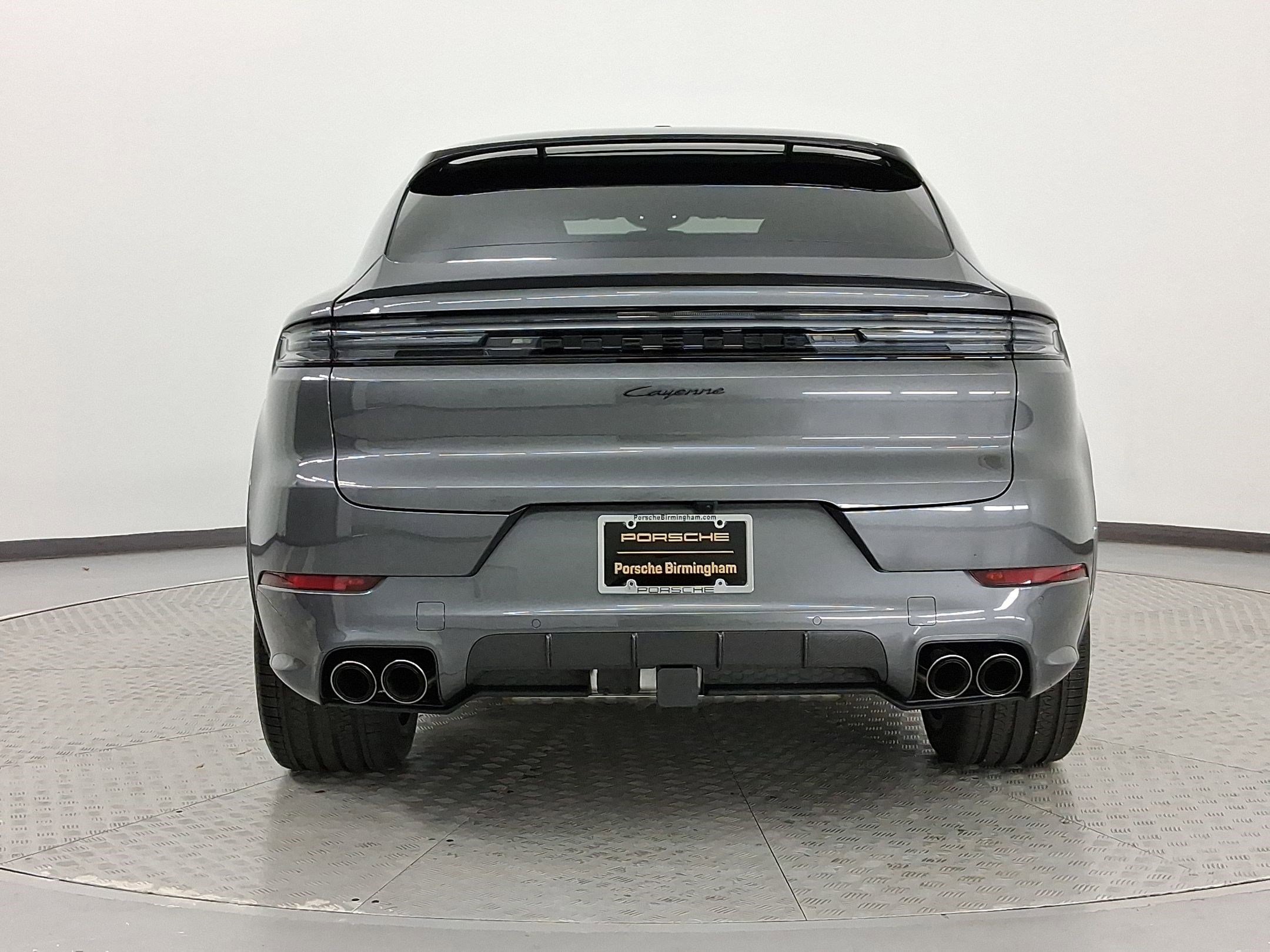 Used 2026 Porsche Cayenne Coupe image 10