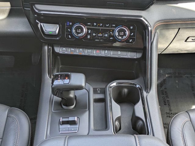 Used 2025 GMC Sierra 1500 AT4 w/ Technology Package AWD/4WD image 19