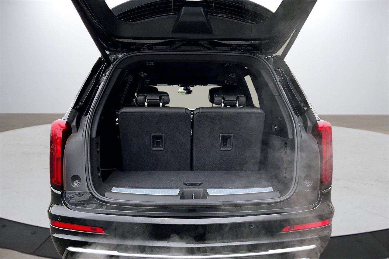 Used 2022 Cadillac XT6 Premium Luxury w/ Technology Package image 27