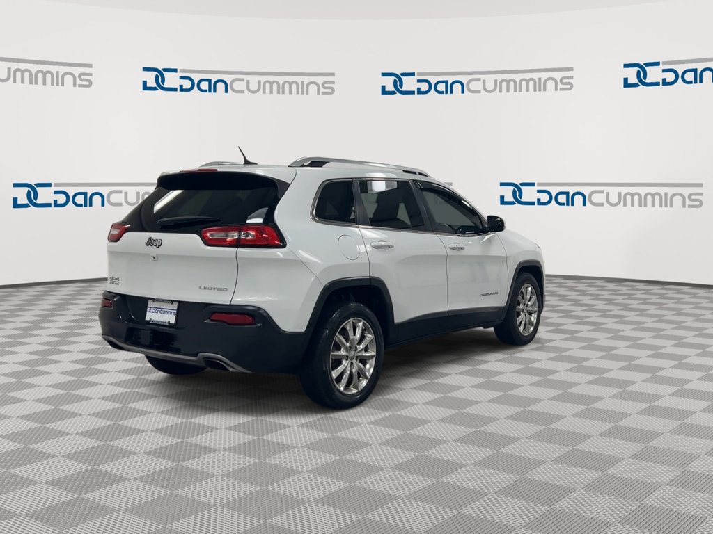Used 2015 Jeep Cherokee Limited w/ Trailer Tow Group AWD/4WD image 8