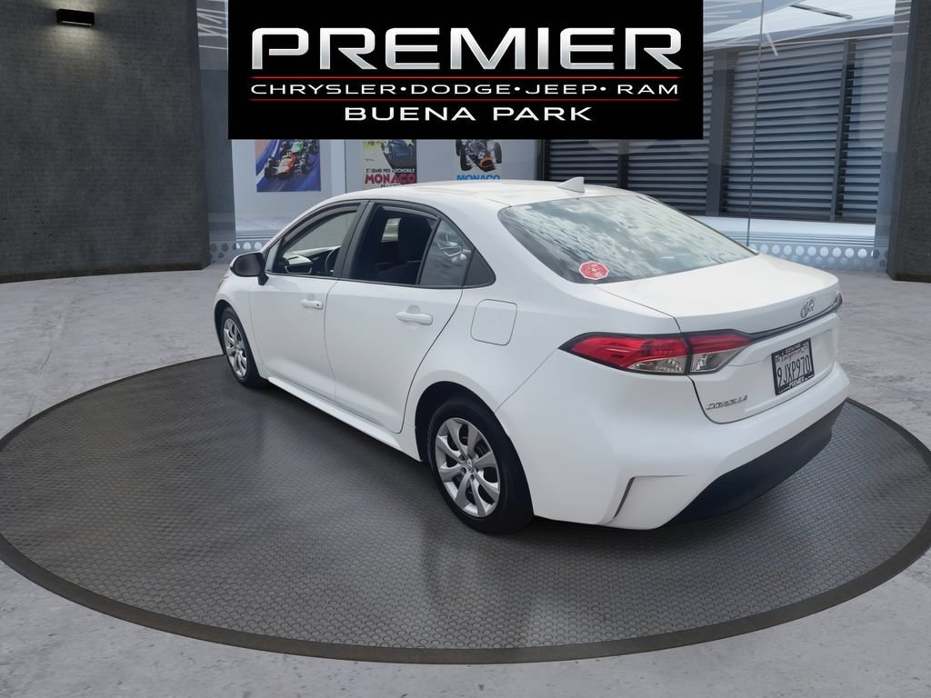 Used 2024 Toyota Corolla LE FWD image 6