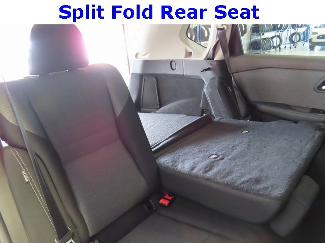 Used 2023 Nissan Rogue SV image 33