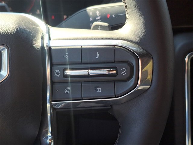 Used 2025 GMC Yukon XL Elevation image 18