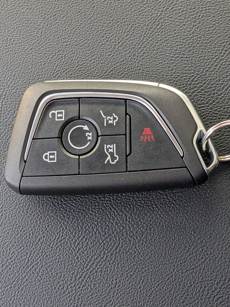 New 2025 Cadillac Escalade IQ Luxury 1 w/ Smart Trailering package image 36