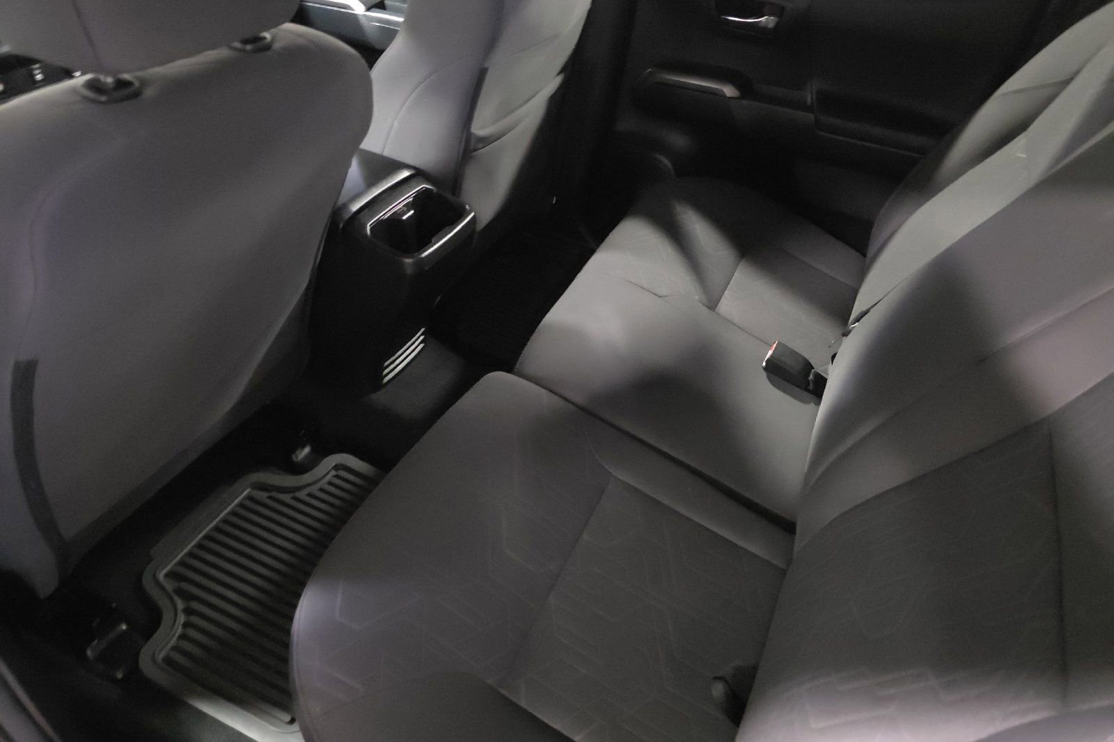 Used 2016 Toyota Tacoma TRD Sport w/ Towing Package image 8