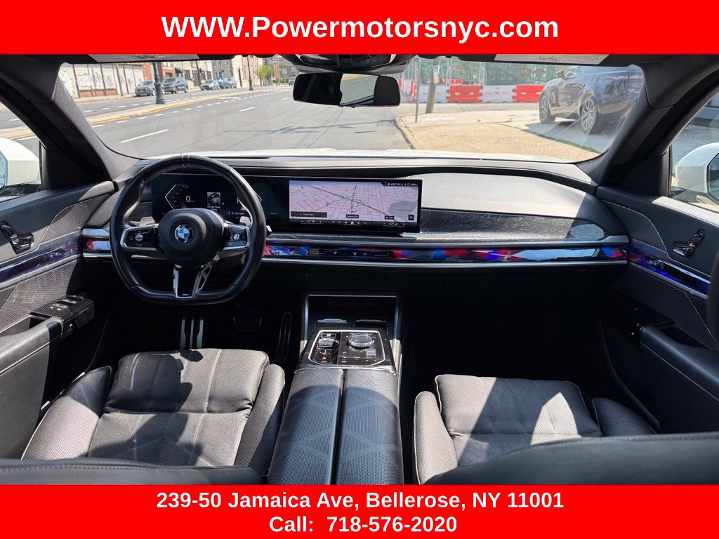 Used 2024 BMW 740i xDrive AWD/4WD image 35