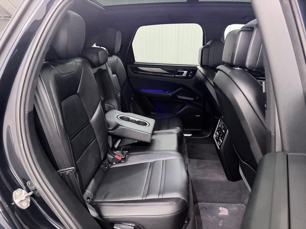 Used 2019 Porsche Cayenne S AWD/4WD image 36