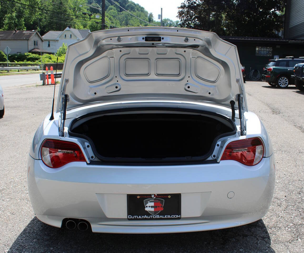 Used 2006 BMW Z4 3.0i RWD image 26