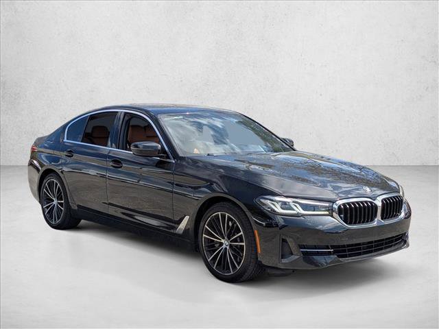 Used 2022 BMW 530i w/ Convenience Package image 3