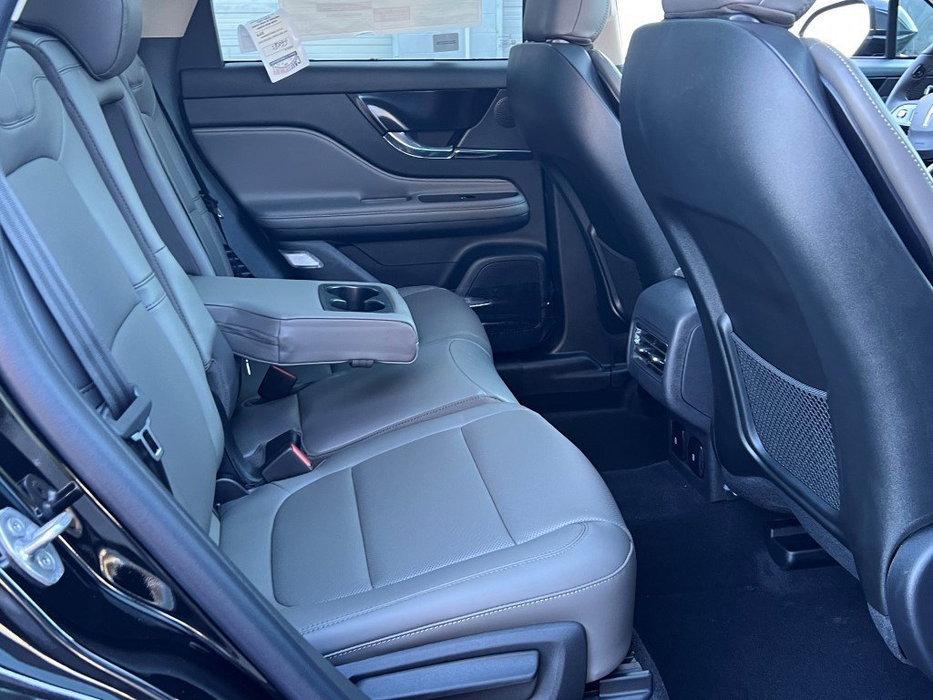 New 2026 Lincoln Corsair Premiere AWD/4WD image 9