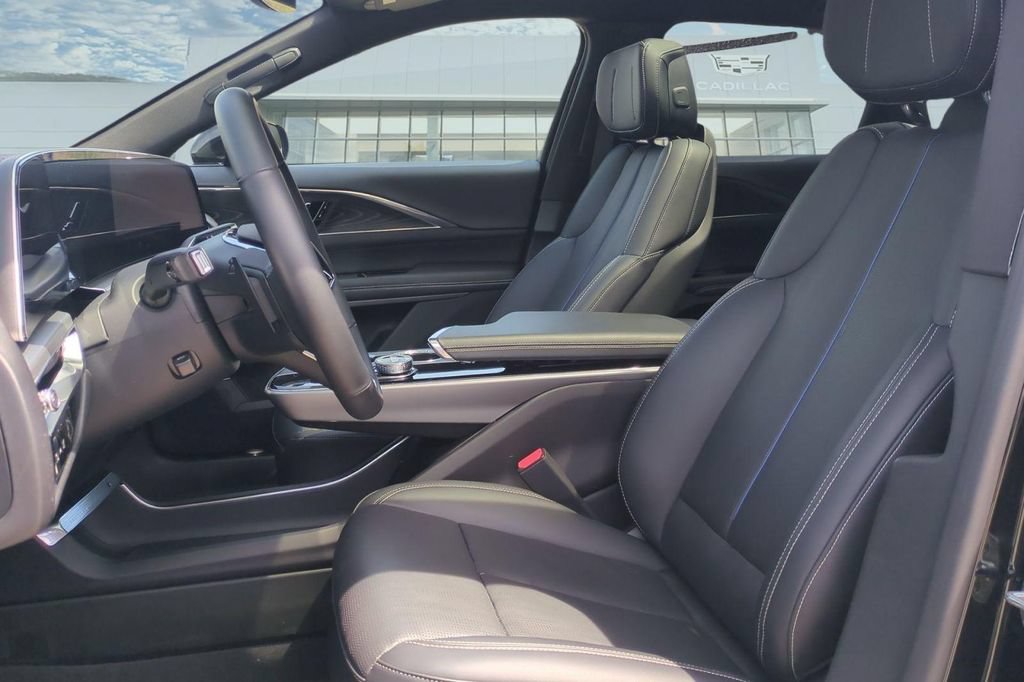 Certified 2024 Cadillac Lyriq Sport RWD image 14