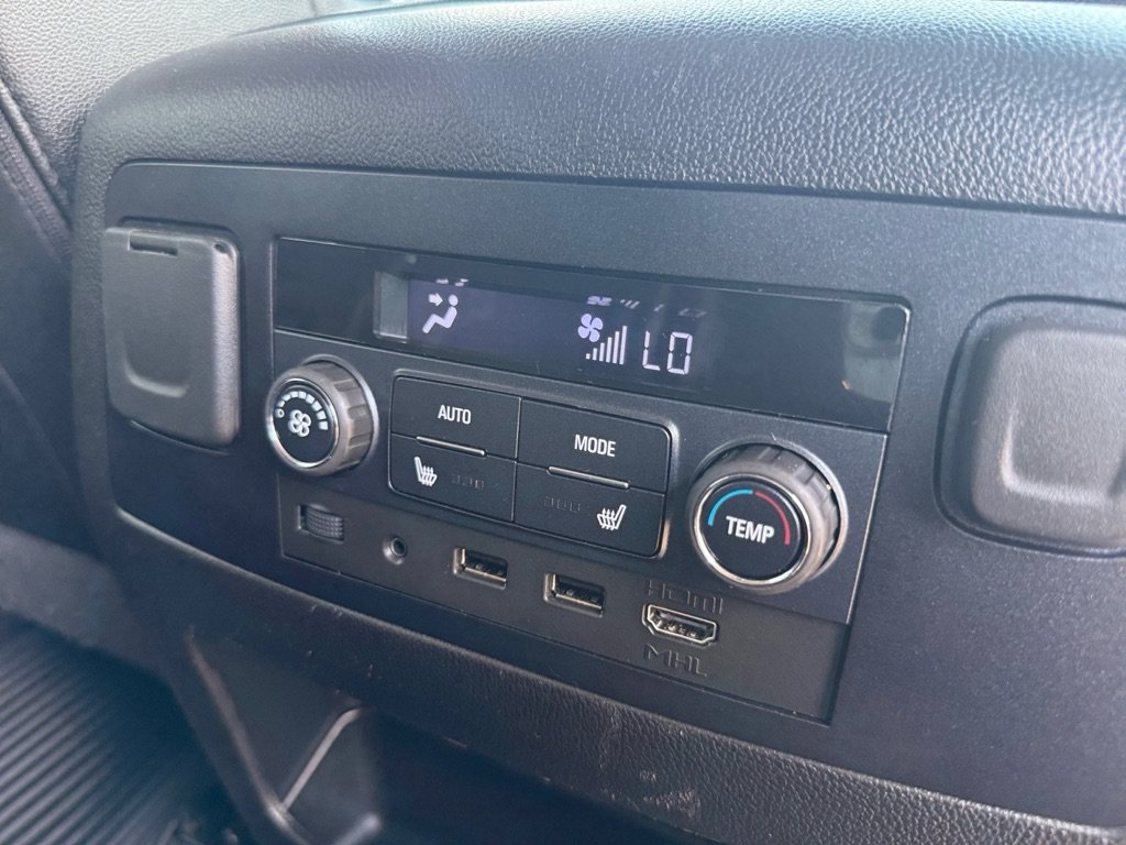 Used 2019 GMC Yukon SLT w/ Graphite Performance Edition AWD/4WD image 33