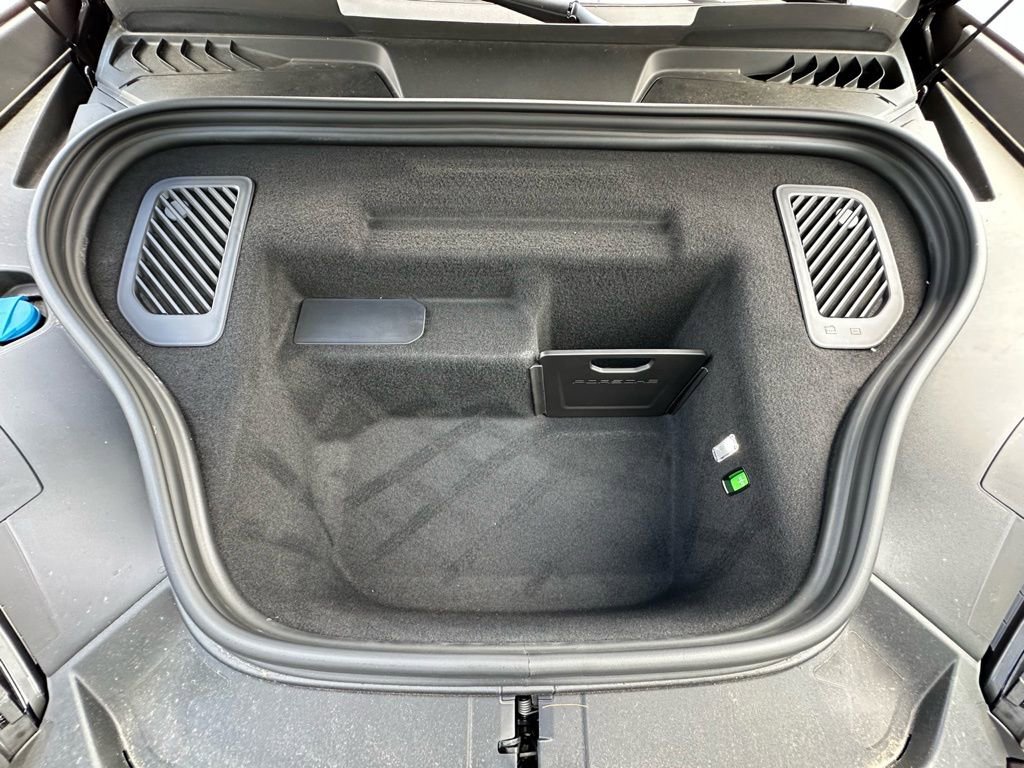 Certified 2025 Porsche Macan 4 Electric image 42