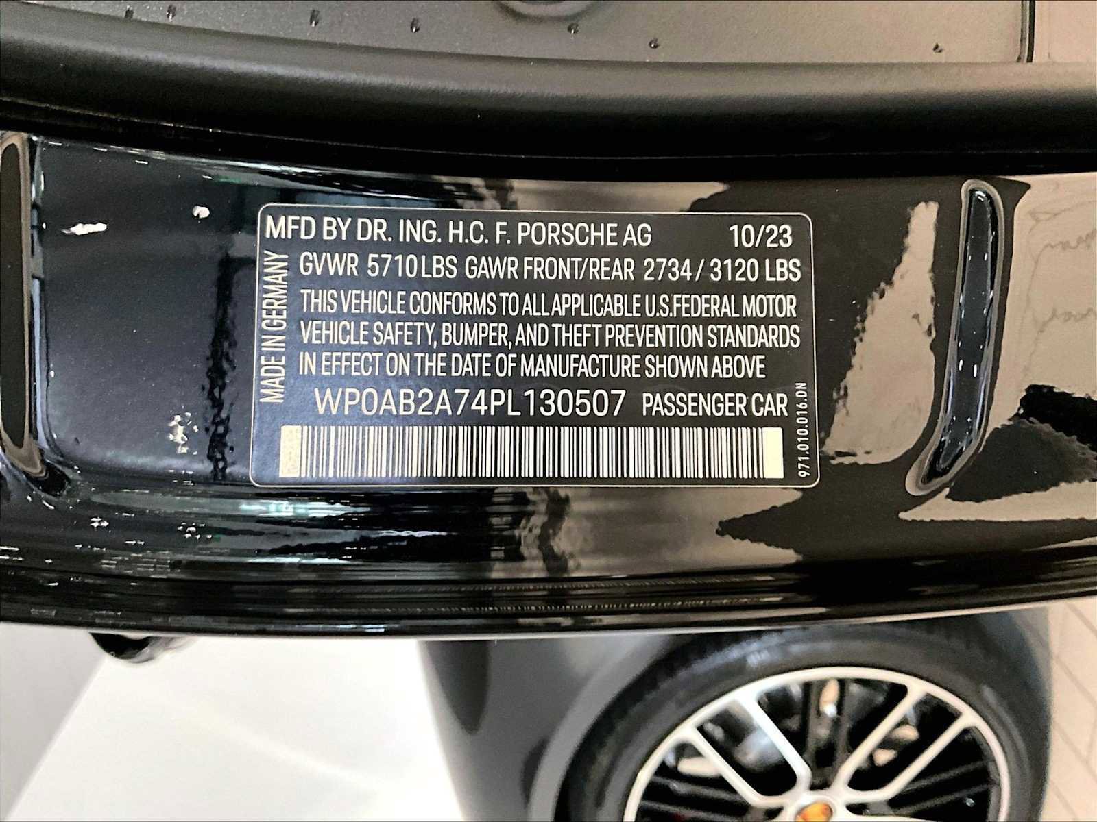 Used 2023 Porsche Panamera 4S image 36