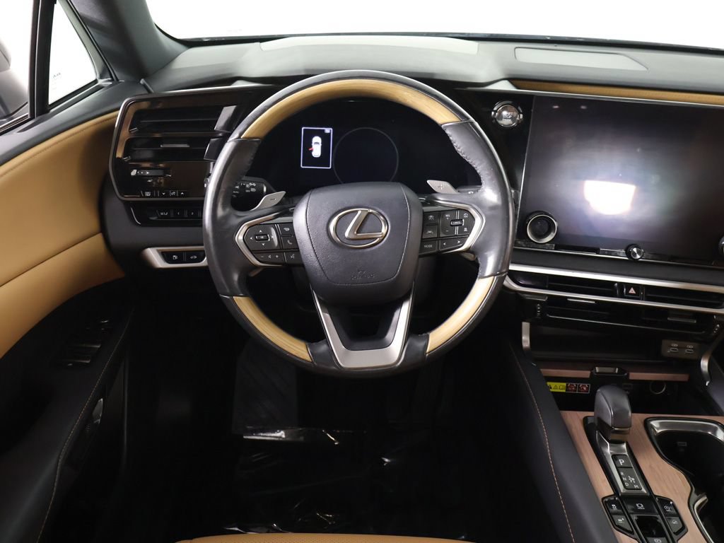 Used 2023 Lexus RX 350 Premium w/ Accessory Package AWD/4WD image 37