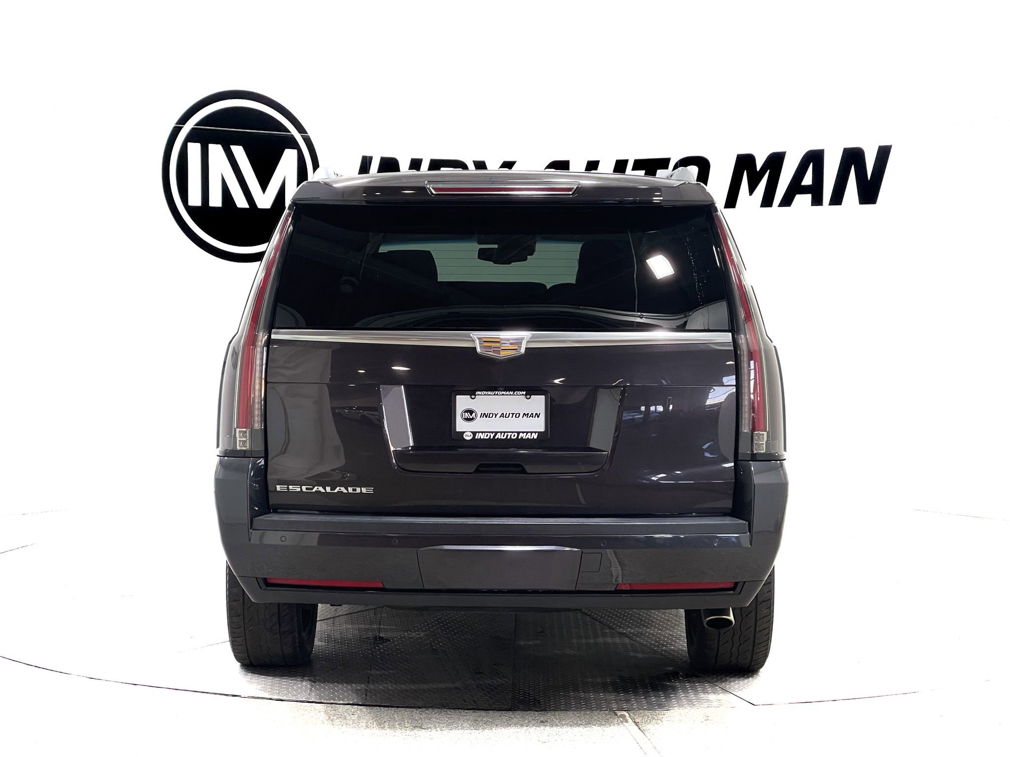 Used 2016 Cadillac Escalade ESV Luxury image 5