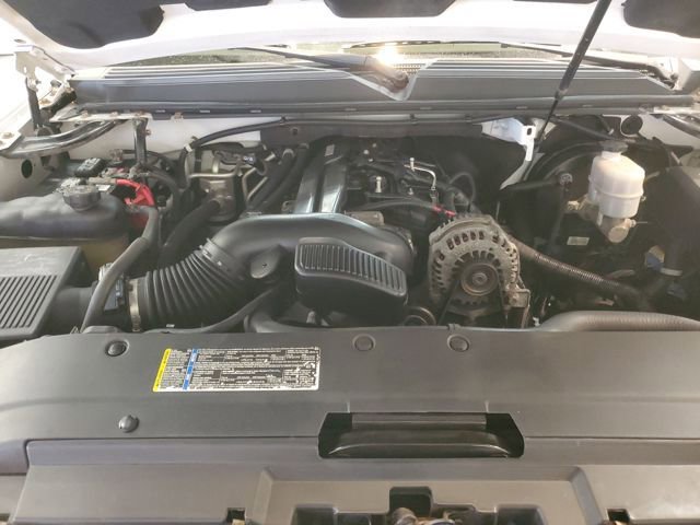 Used 2010 GMC Yukon XL Denali image 23