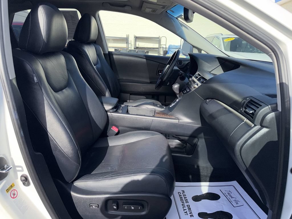 Used 2013 Lexus RX 450h AWD w/ Navigation Pkg image 28