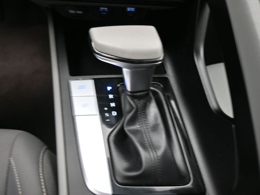 Used 2023 Hyundai Elantra SEL image 9