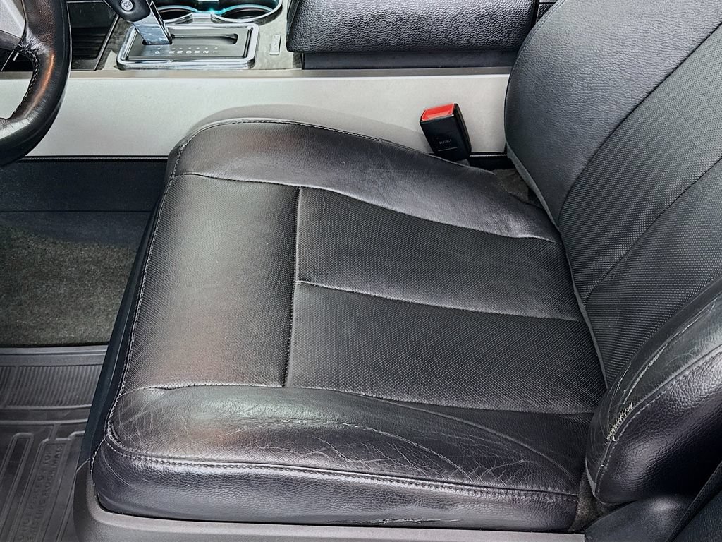 Used 2016 Ford Expedition Limited w/ Equipment Group 301A AWD/4WD image 20