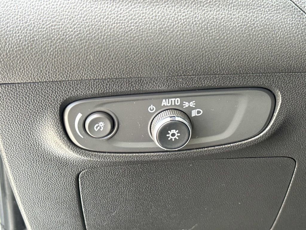 Used 2024 Buick Encore GX Preferred FWD image 20