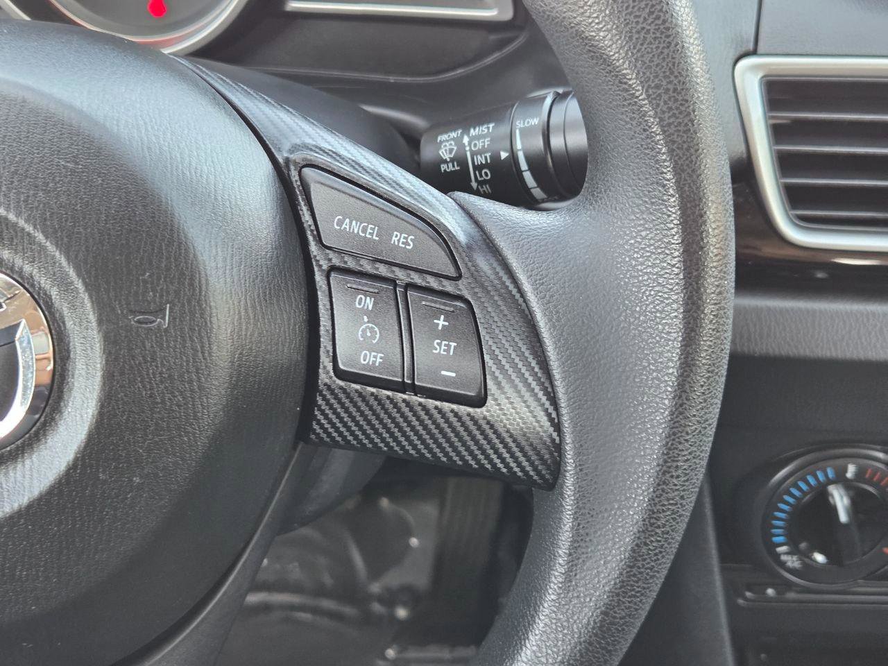 Used 2014 MAZDA MAZDA3 i Sport FWD image 25
