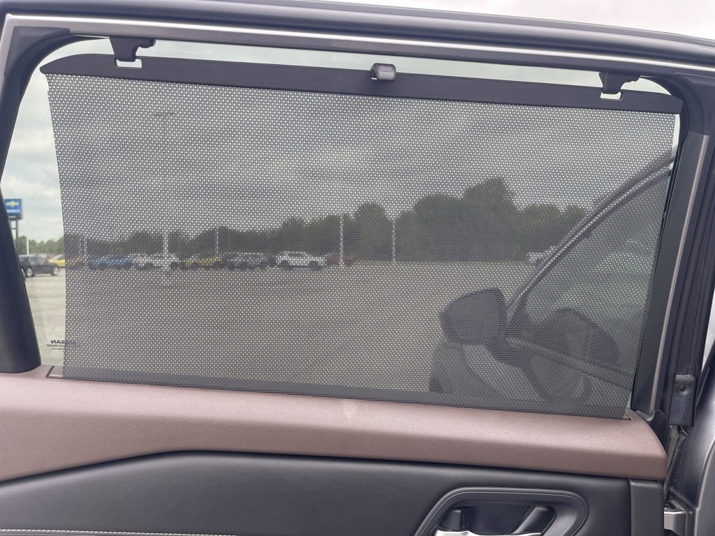 Used 2023 Nissan Rogue SL w/ SL Premium Package image 39