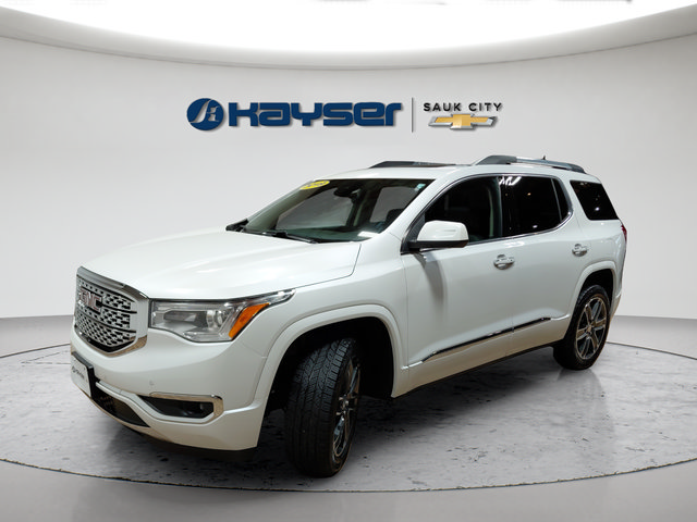 Certified 2019 GMC Acadia Denali w/ Technology Package AWD/4WD image 3