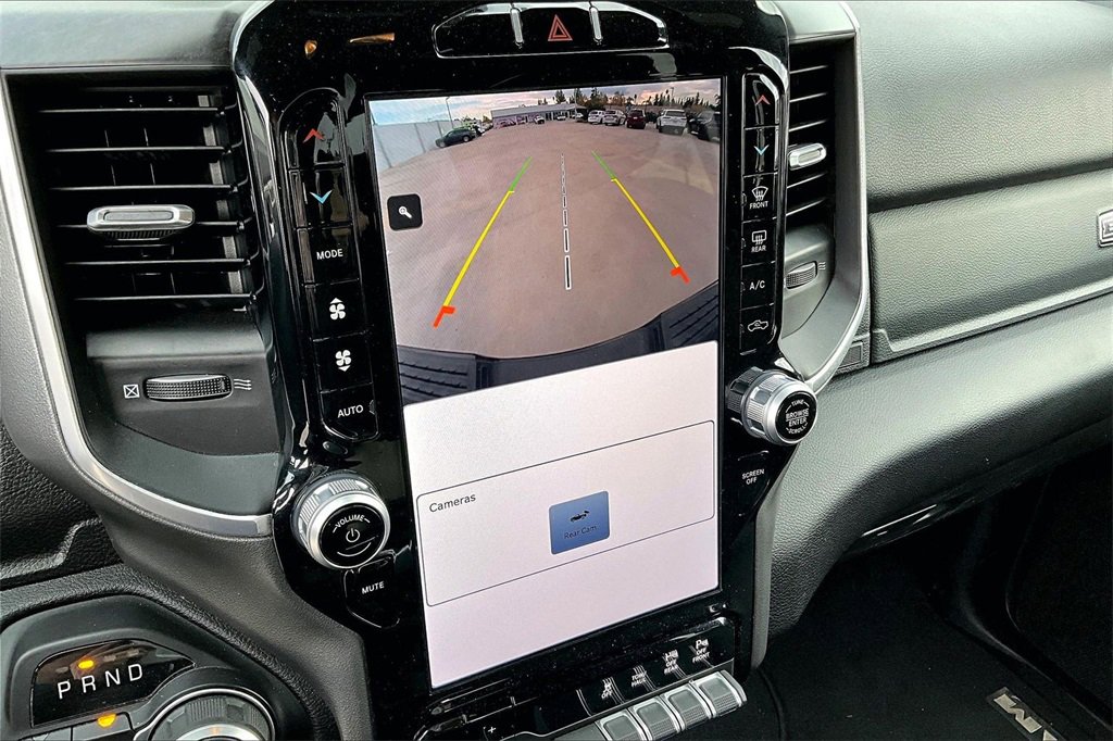 Used 2024 RAM 2500 Big Horn w/ Sport Appearance Package image 23