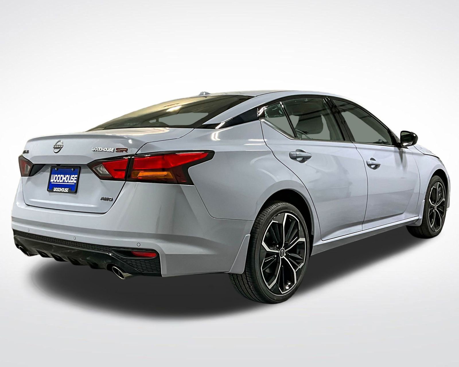 Certified 2025 Nissan Altima 2.5 SR AWD/4WD image 4