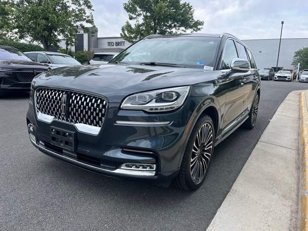 Certified 2022 Lincoln Aviator Black Label w/ Dynamic Handling Package AWD/4WD image 3