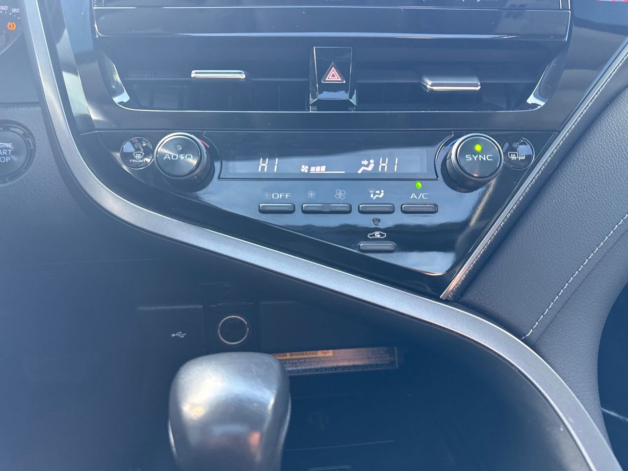 Used 2021 Toyota Camry XSE image 21