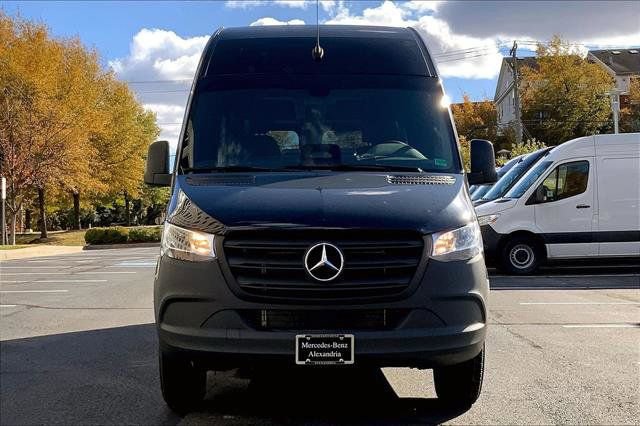 New 2025 Mercedes-Benz Sprinter 2500 image 3