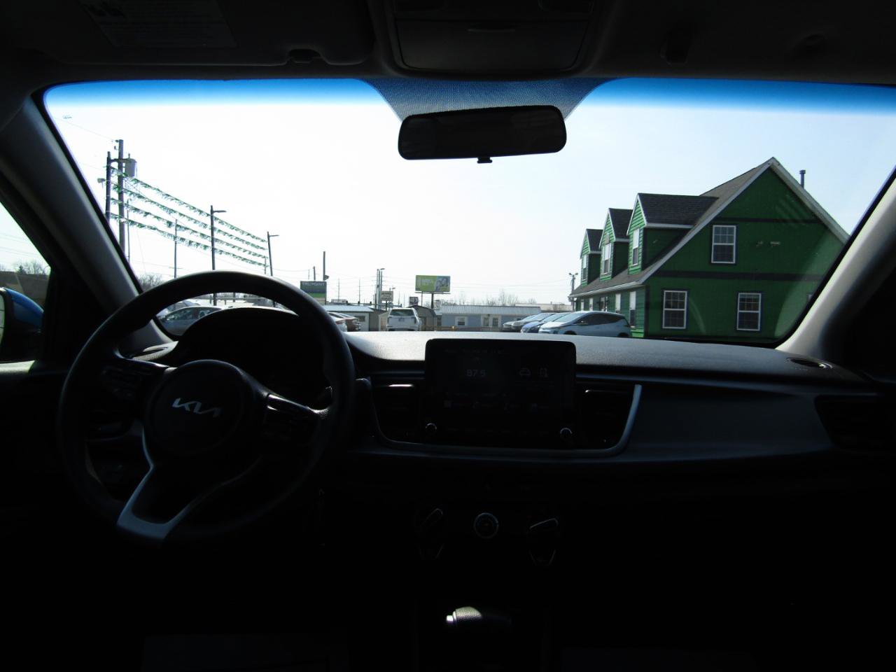 Used 2022 Kia Rio S image 9