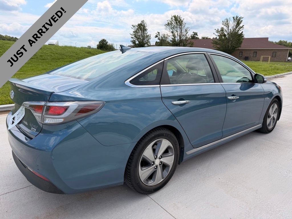 Used 2016 Hyundai Sonata Limited FWD image 5