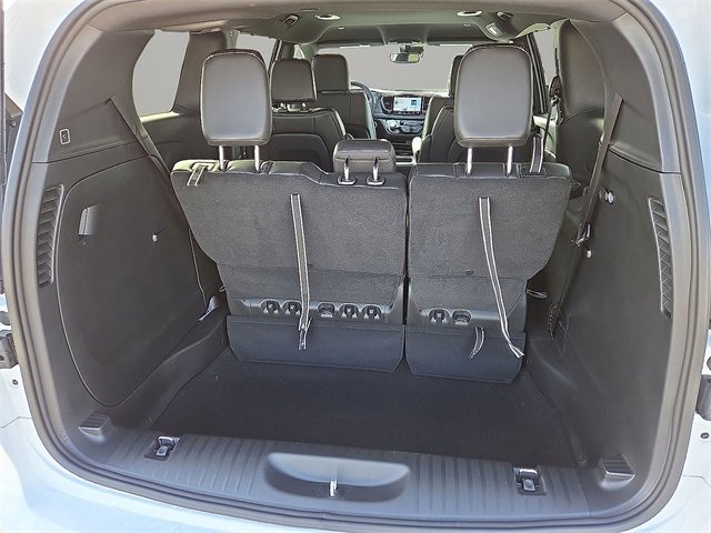 New 2026 Chrysler Pacifica Select image 8