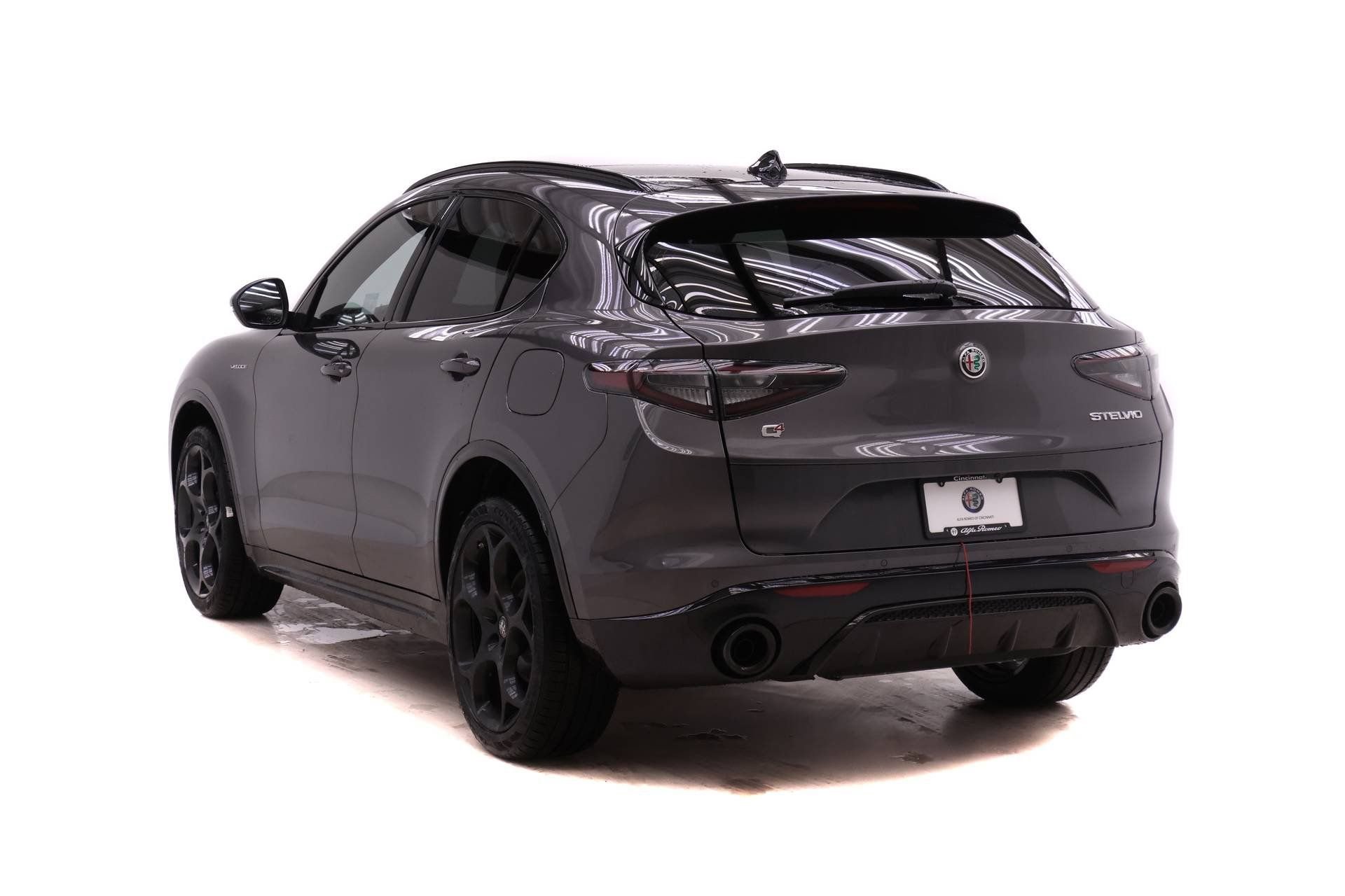 New 2026 Alfa Romeo Stelvio Sprint image 5