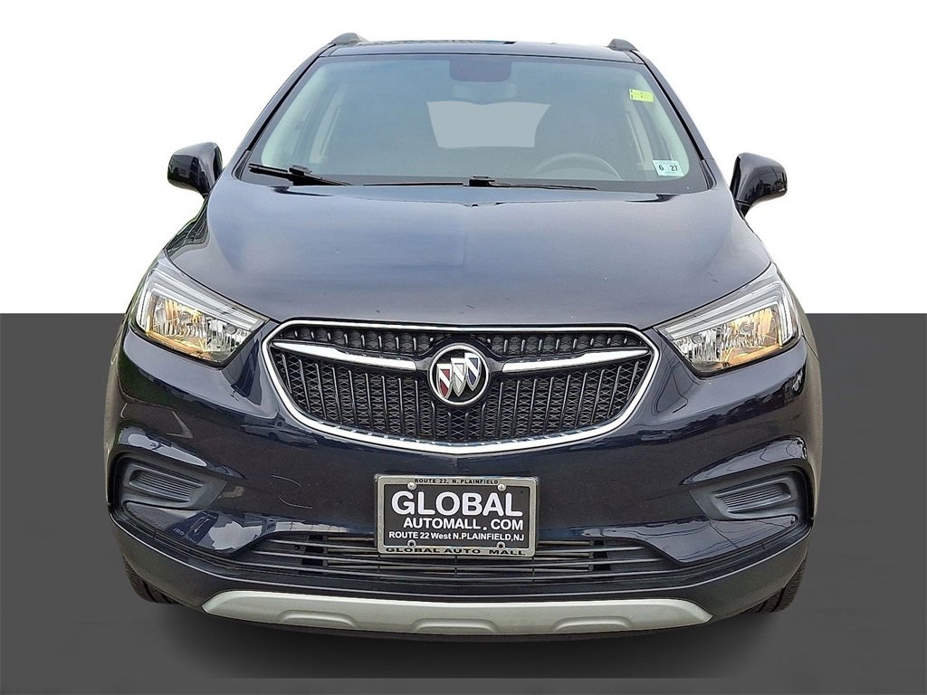 Used 2022 Buick Encore Preferred w/ Safety Package image 2