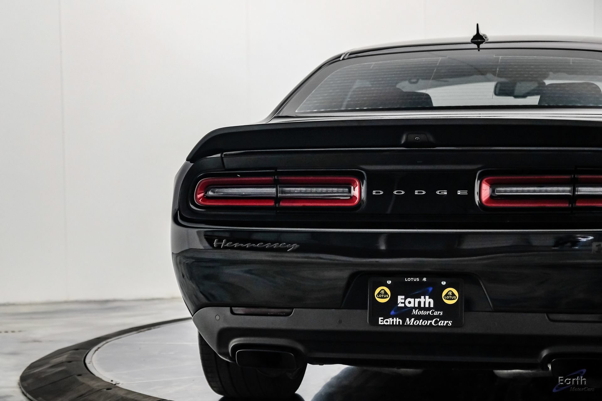 Used 2022 Dodge Challenger SRT Hellcat RWD image 17