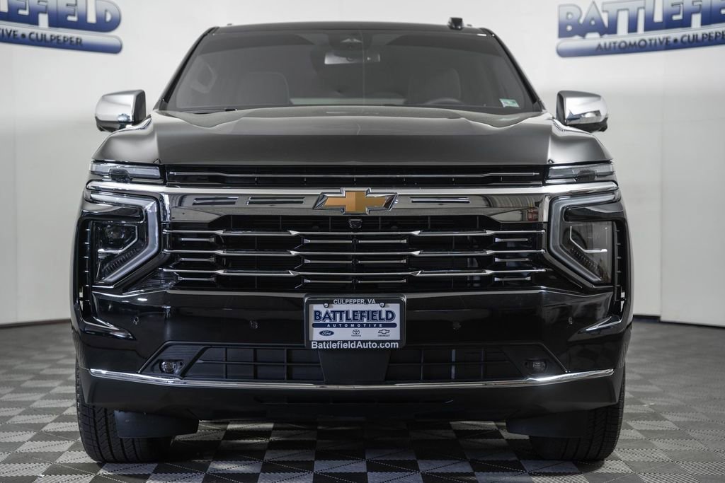 Used 2026 Chevrolet Suburban Premier image 2