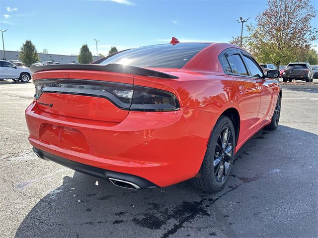 Used 2020 Dodge Charger SXT w/ Blacktop Package image 11