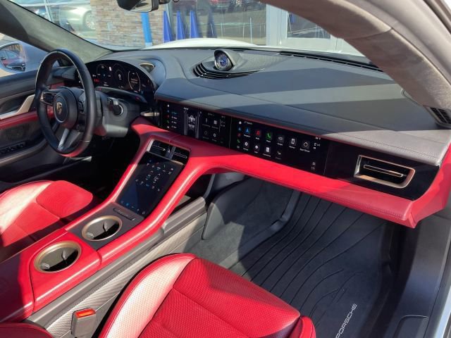 Used 2023 Porsche Taycan GTS image 37