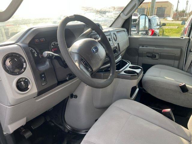 Used 2017 Ford E-350 and Econoline 350 Super Duty w/ Power Windows & Locks Group RWD image 8