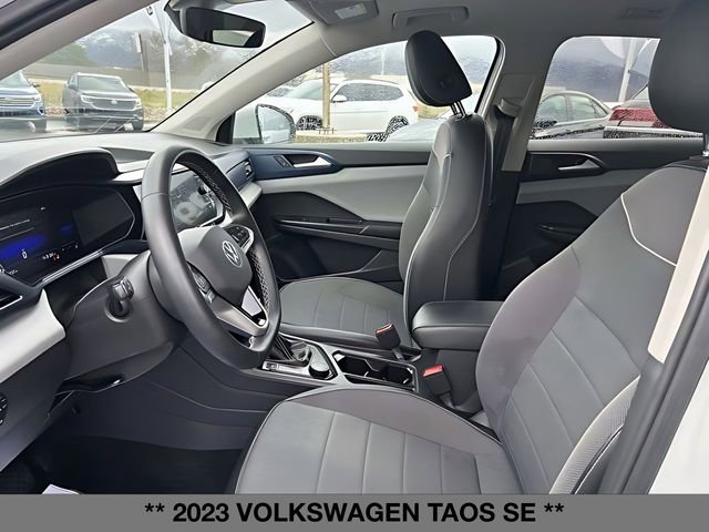 Used 2023 Volkswagen Taos SE w/ Panoramic Sunroof Package image 15