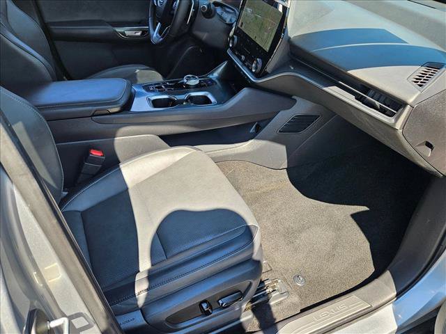 Used 2024 Lexus RZ 300e Premium FWD image 20