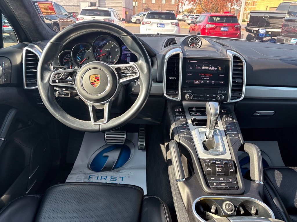 Used 2017 Porsche Cayenne GTS AWD/4WD image 31