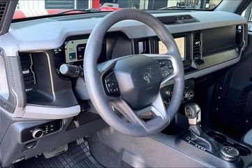 Used 2023 Ford Bronco 2-Door AWD/4WD image 16